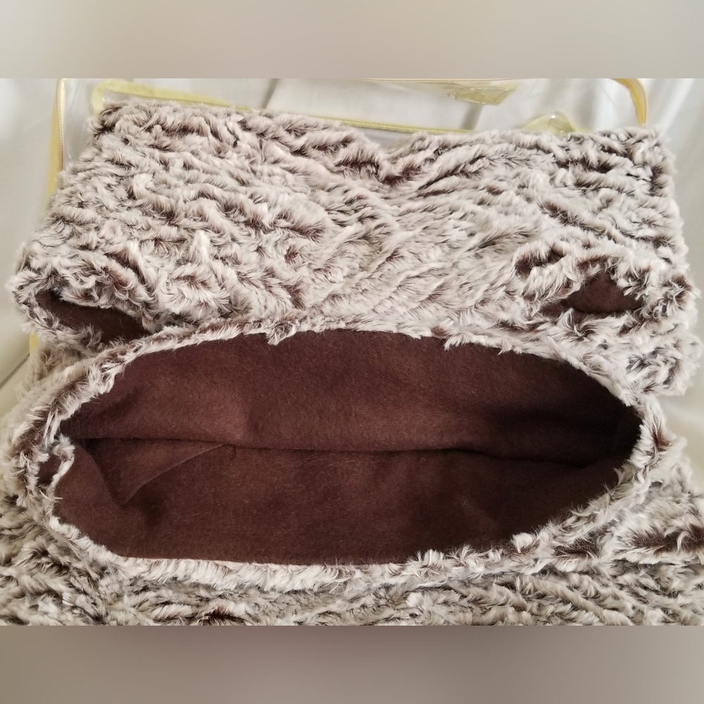 ANIMAL PRINT FELINA FAUX FUR LUXURY THROW - 50" X 70" - BRAND NEW!! - Picture 5 of 6